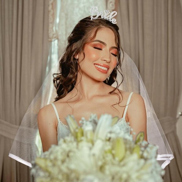 ?Women White Rhinestone Bride Headband with Veil Sturdy Metal Comb Accessory